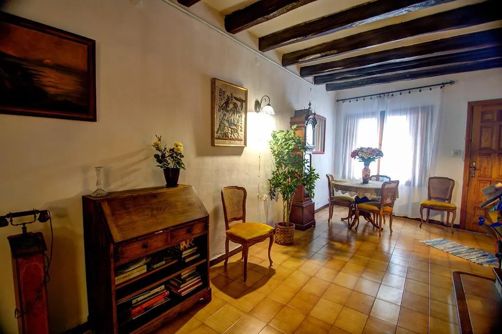 The Pink Pirate Villa Sitges Spanien